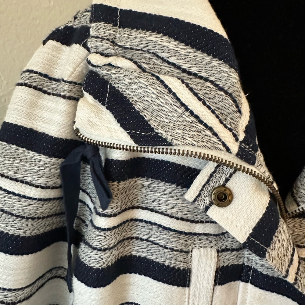 Loft Jacket - image 3